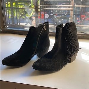 NWOT Seychelles black sues fringe boots NEVER WORN